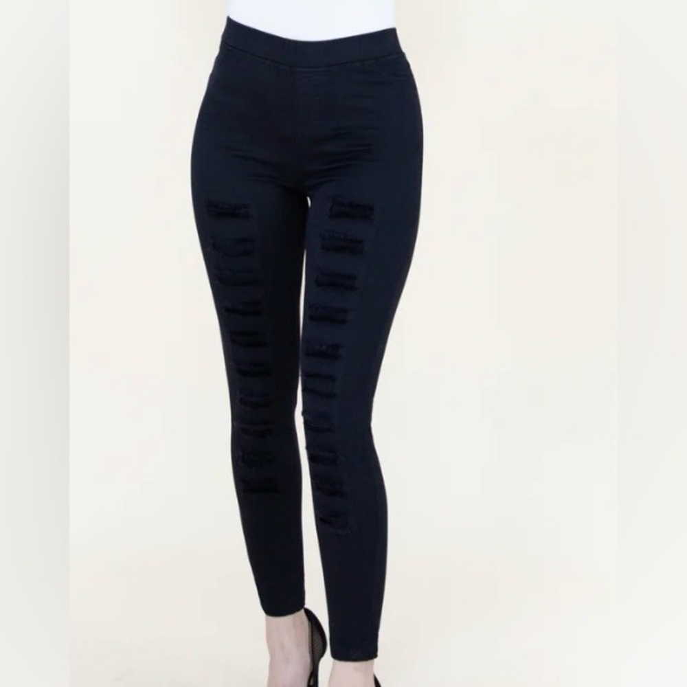 Women Distressed Black Colored Accessorize Jeggings / Leggings Pants Size S/M